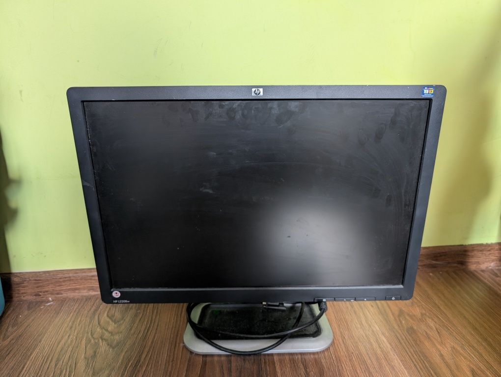 Monitor hp 22 cal
