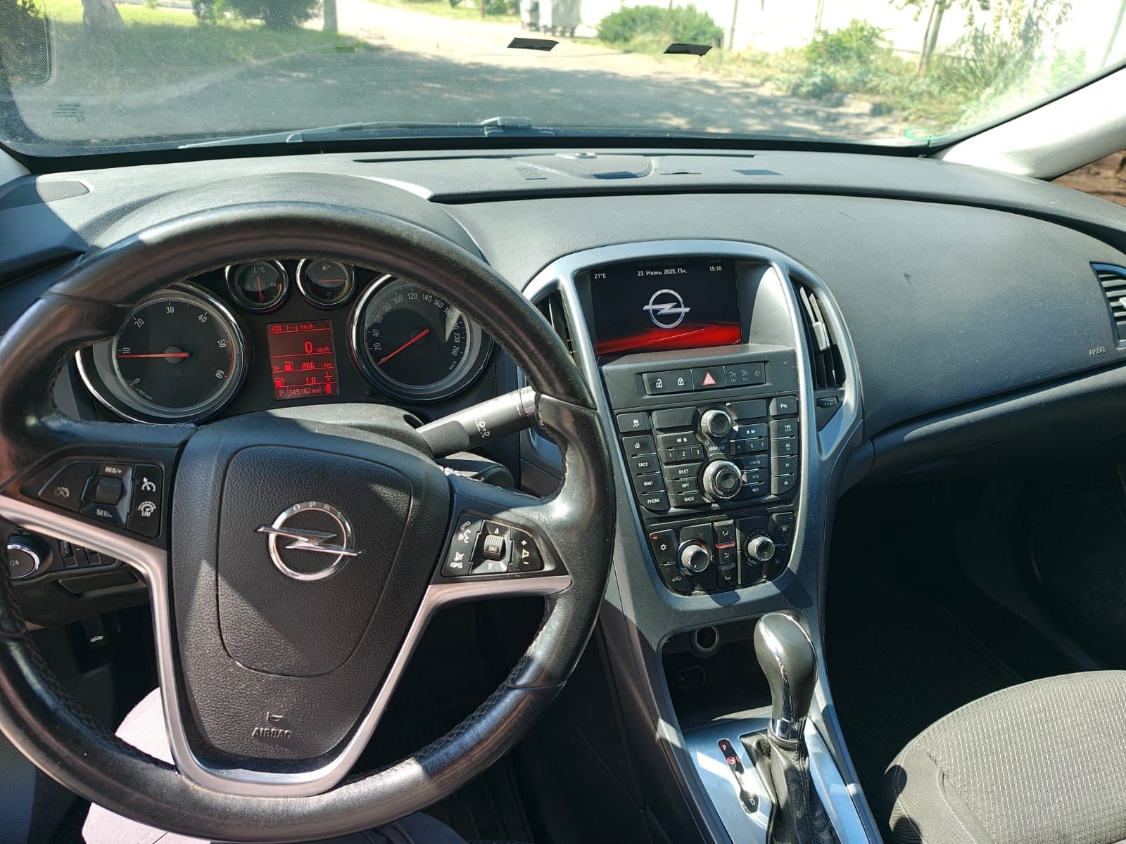 Opel astra 2014 дизель 2л
