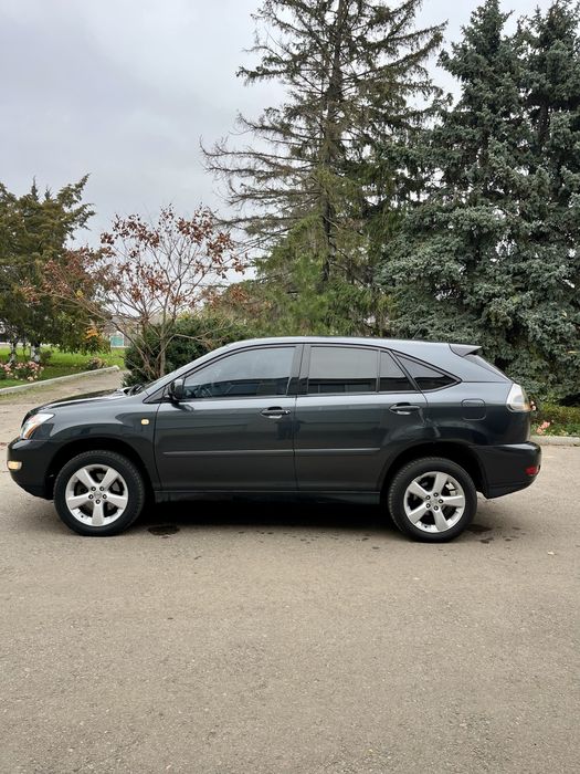 Продам LEXUS RX300 3л.Бензин Полный привод!