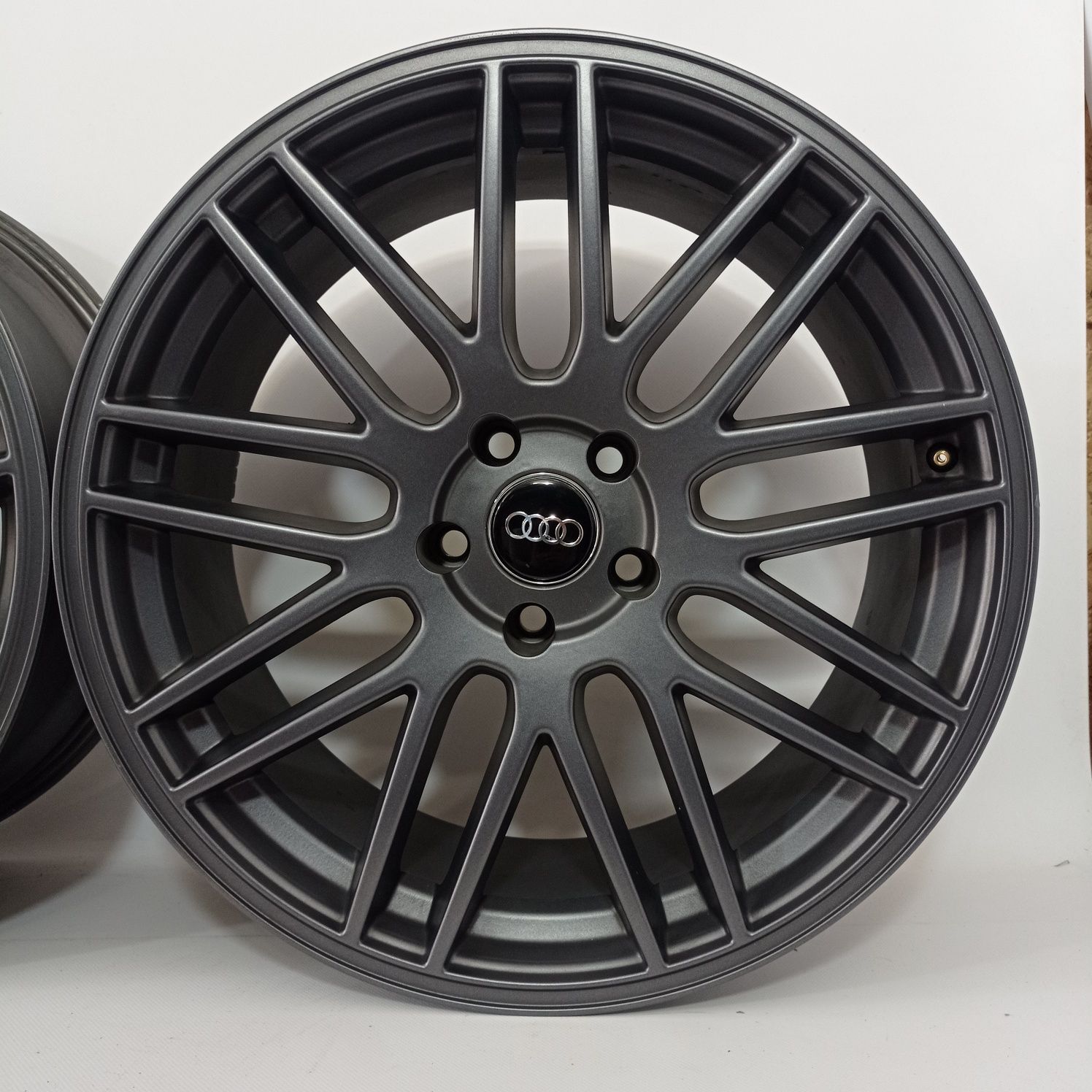 5x112 19" 8,5j et35/45 audi tt a6c6 c7 a4 a8d3