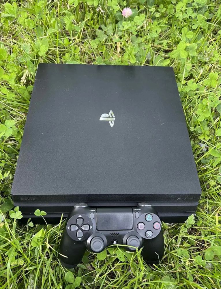 Sony Playstation 4 PRO 1TB