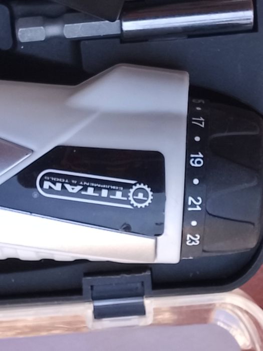 Aparafusadora  Titan