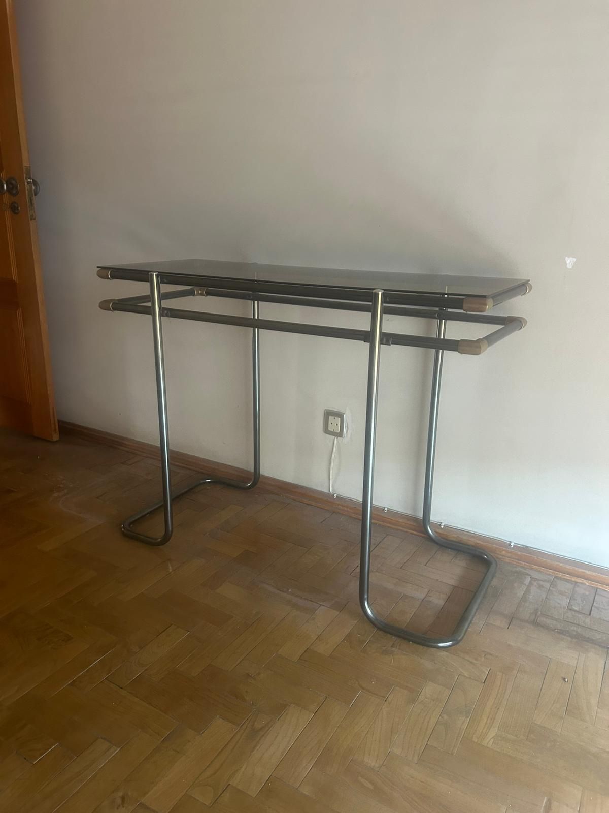 Mesa de apoio em vidro