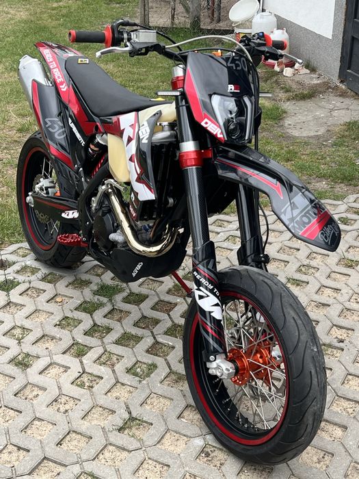 KTM EXC 450 SM supermoto, Wtrysk