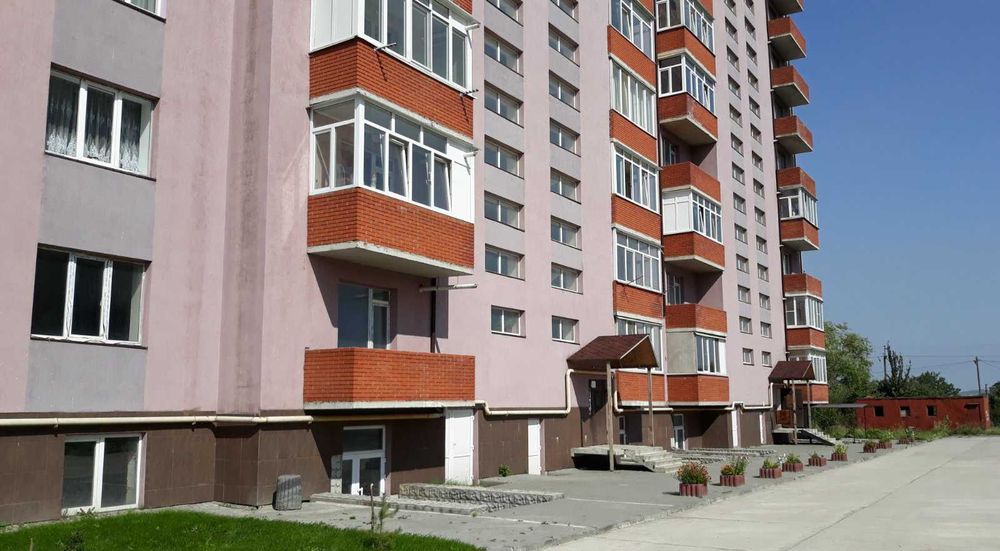 Продається 3 кімнатна квартира Сирець по вул.ОБасараб.Новобудова!