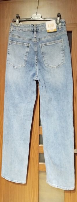 Szwedy jasnoniebieskie dżinsy damskie wysoki stan guziki M.sara XS