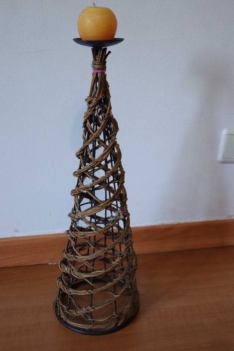 Base / Suporte de velas em forma de árvore