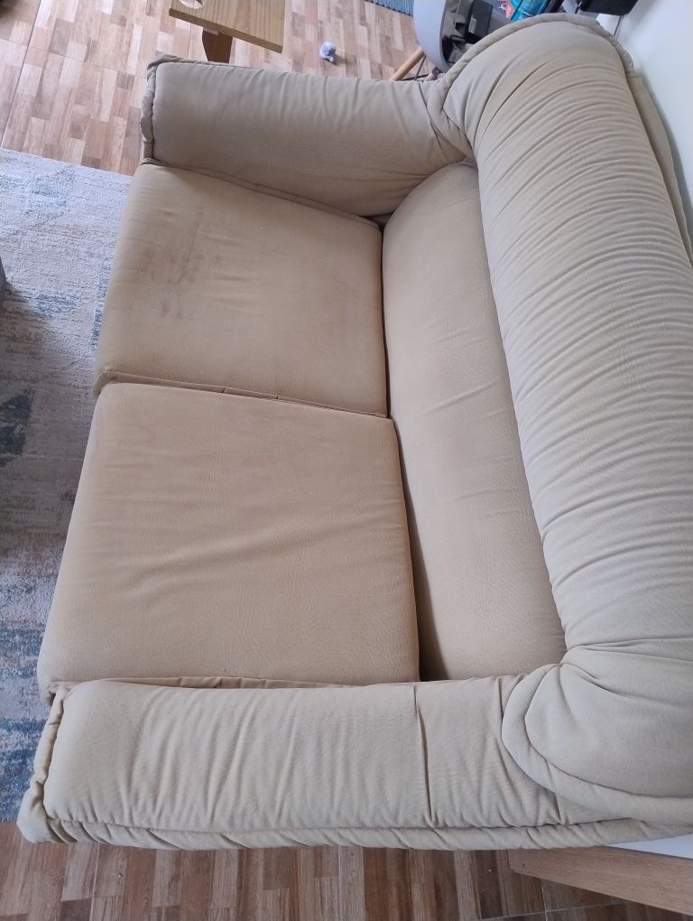 Sofa 2 lugares bom estado
