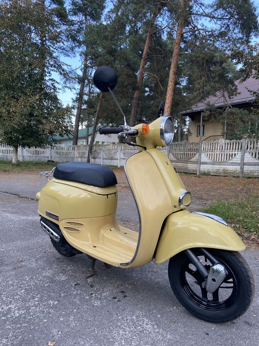 Скутер Honda giorno