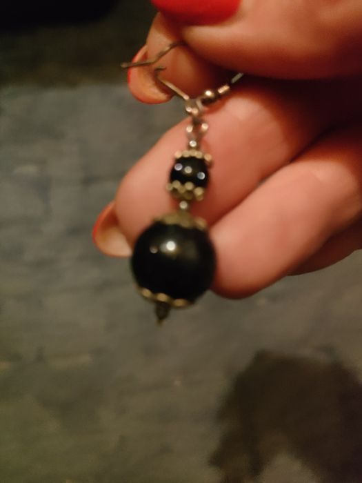 Biżuteria kolczyki i naszyjnik