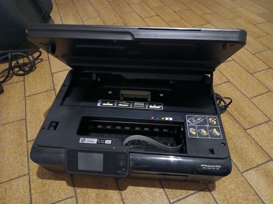 Impressora  como nova nao tem tinta mais funciona perfeitamente