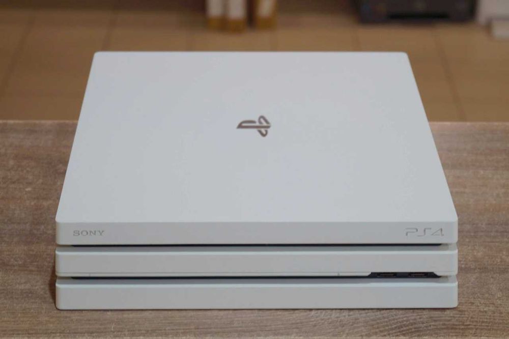 ГАРАНТІЯ Ігрова консоль Sony PlayStation 4 Pro White 1TB TVOYO