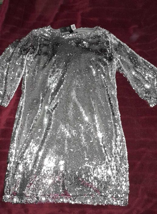 Vestido de gala em lantejoulas