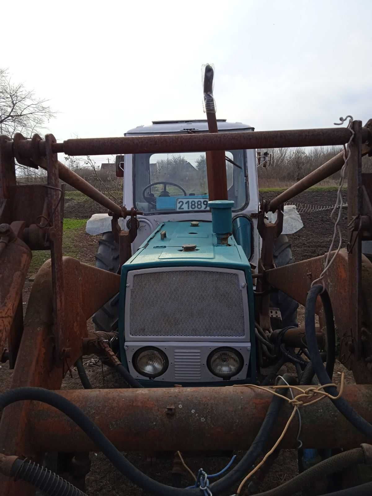 Трактор ЮМЗ-6 з куном