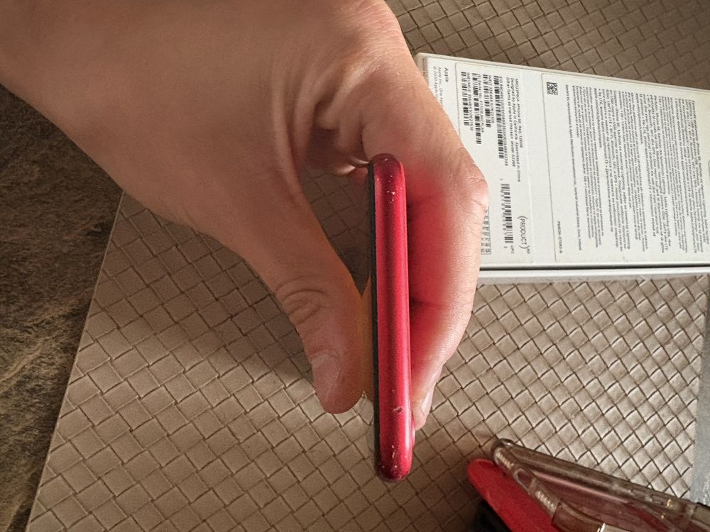 Iphone SE2020 Red 128gb