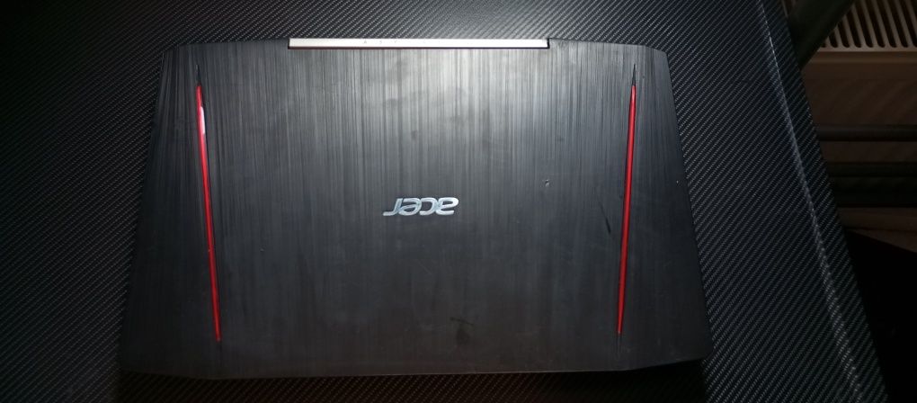 Laptop aser Aspire VX 15 (gtx 1050 - i7 7700hq)