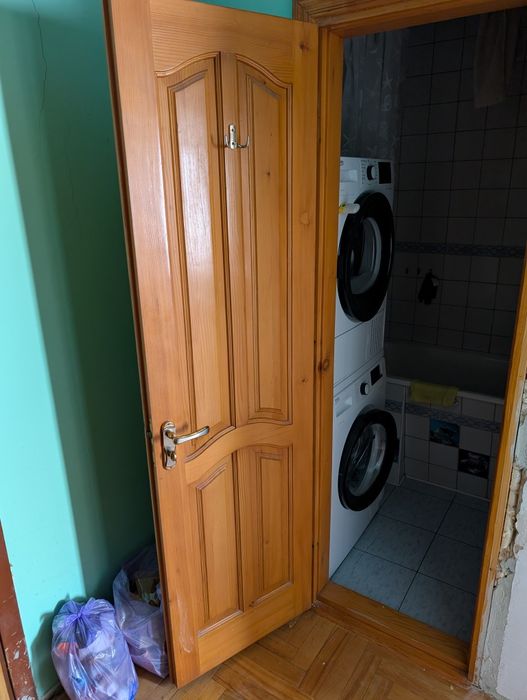 Двері дерев'яні бу