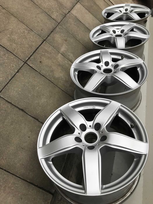 Felgi VW Golf Passat Caddy Octavia Altea Audi A5 A4 7,5Jx17 ET27 5x112