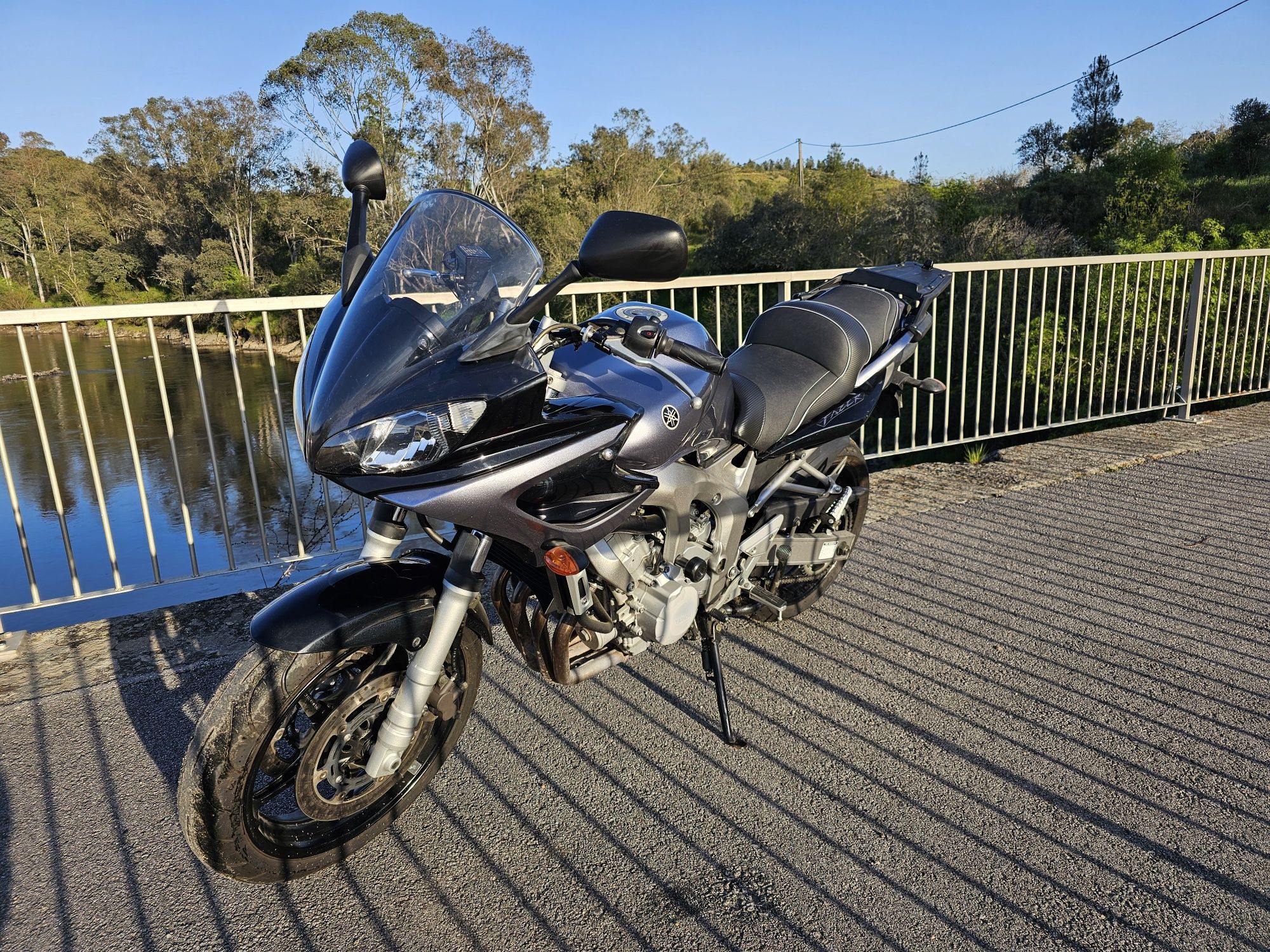 Yamaha Fazer 600