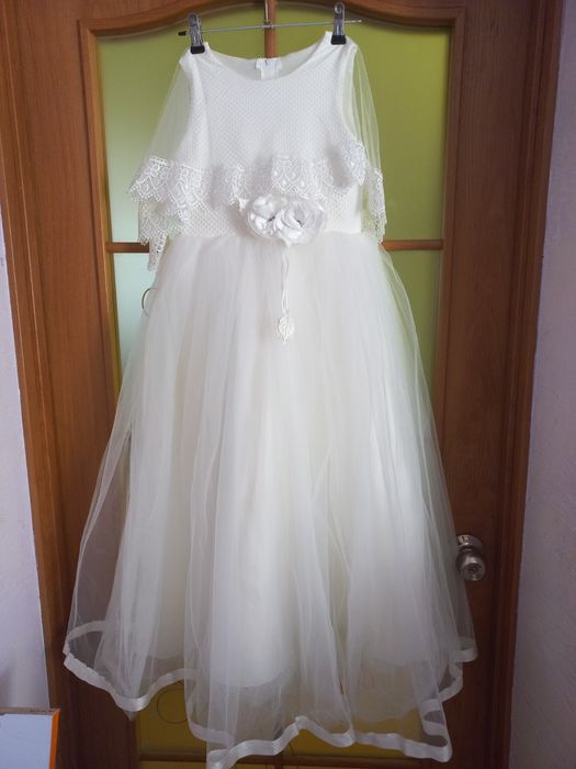 Плаття на причастя