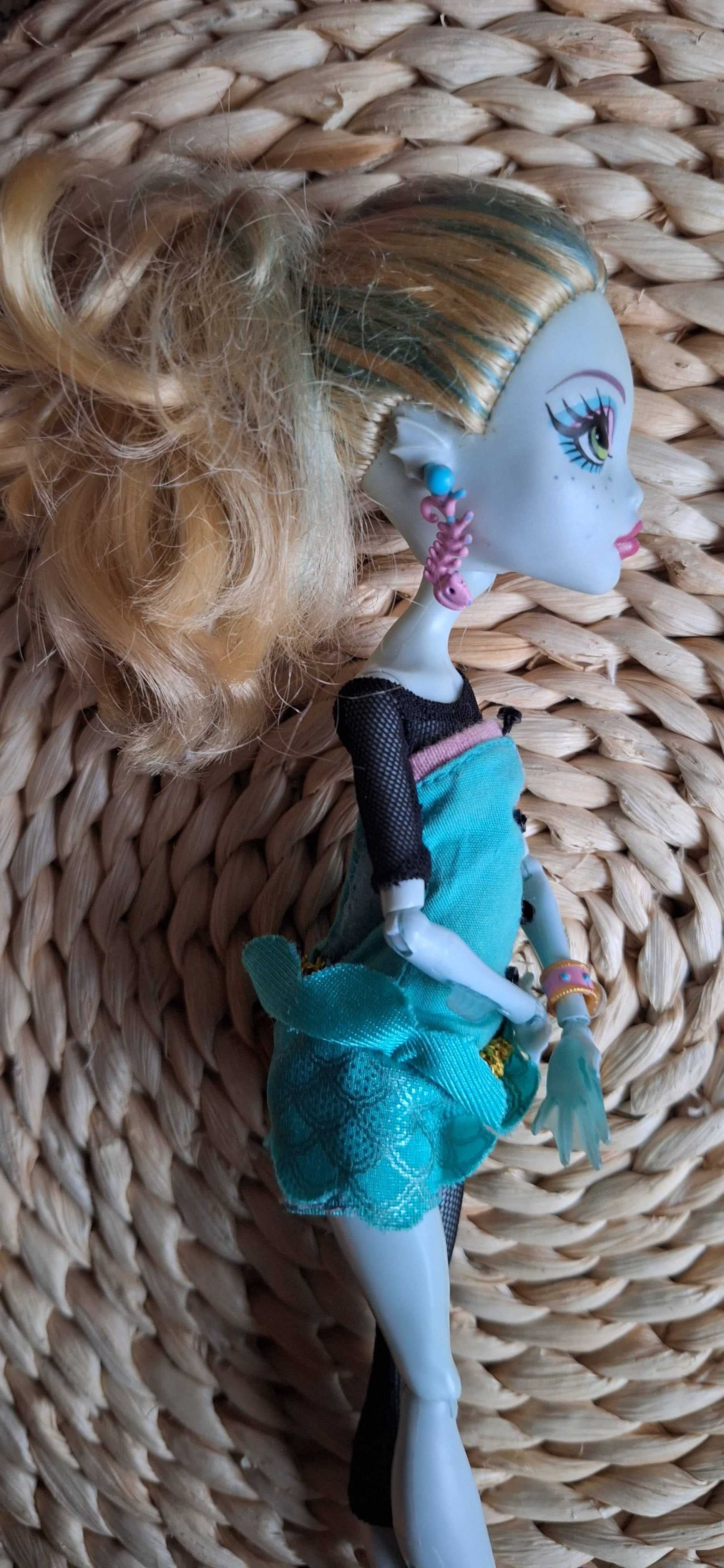 Lagoona Blue School's out Monster High Mattel lalka kolekcjonerska