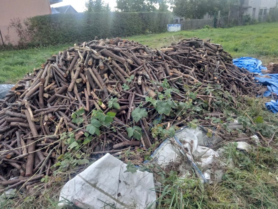 Drewno na wędzenie łub ogrzewanie