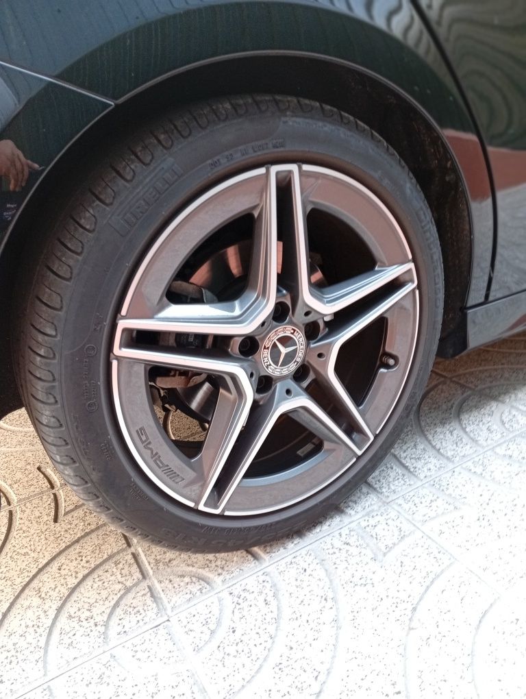 Mercedes-Benz AMG A200 (Como novo)