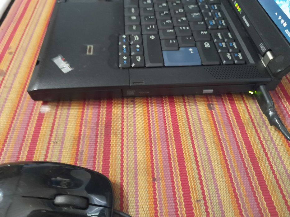 Lenovo ThinkPad R400 Laptop, Intel i3, Like New, 4 GB RAM, 140 GB SSD64354260369538122