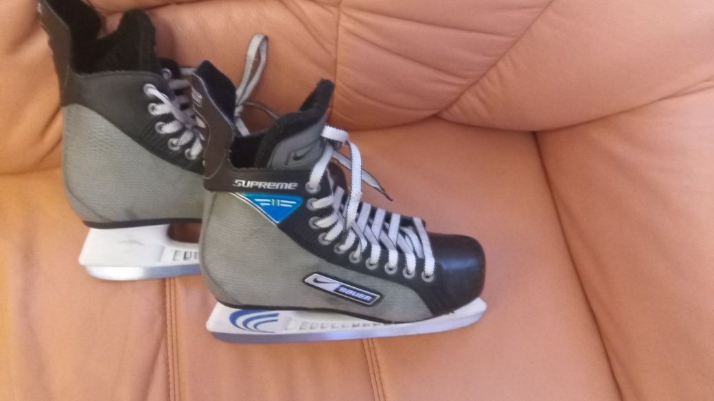 Łyżwy hokejowe Bauer Supreme NŁice 40,5 Wkładka 25,5