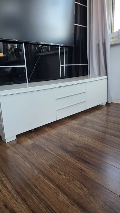 Besta burs Szafka pod TV, biały połysk