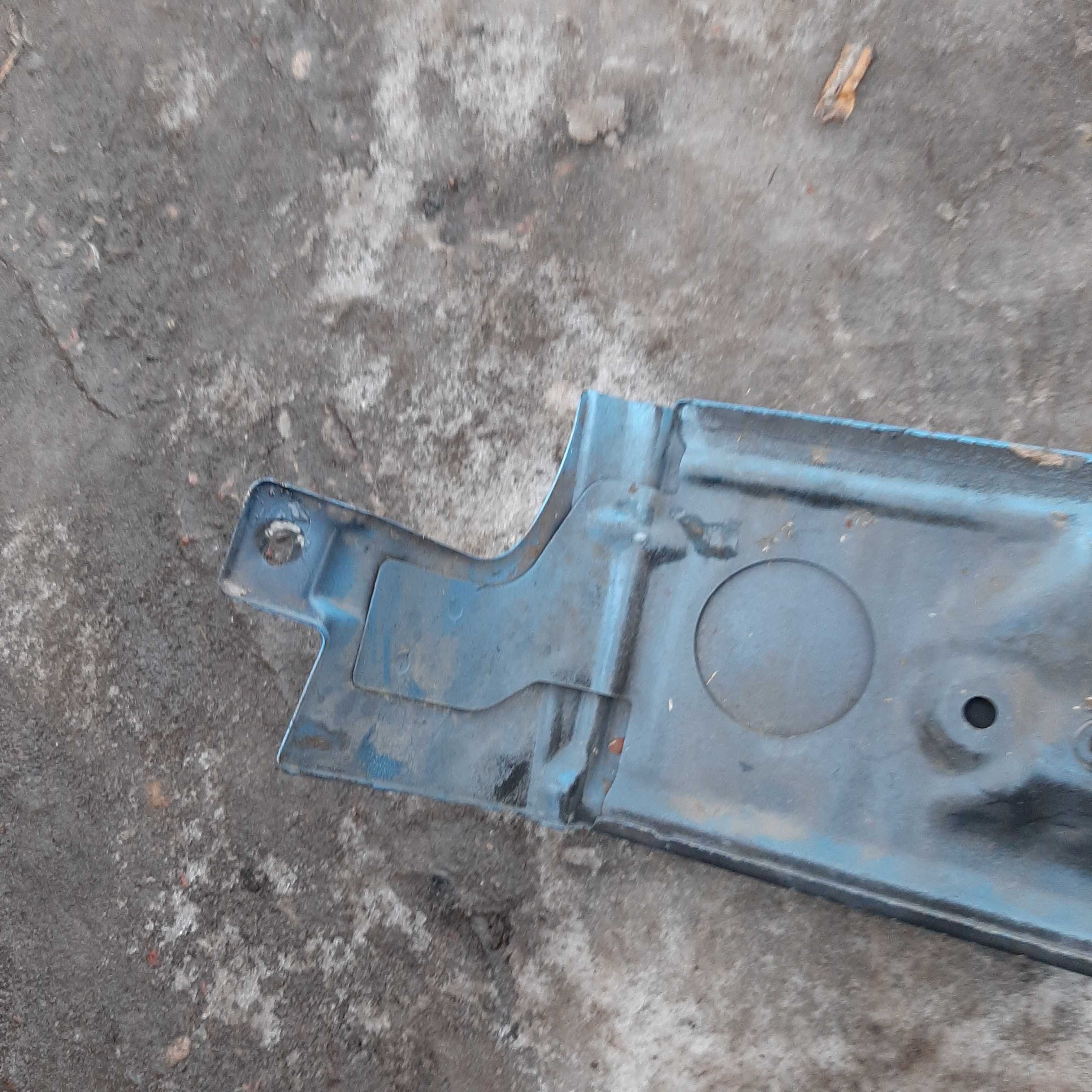 Listwa maskownica szyny drzwi przesuwnych vw t5 transporter 2004r