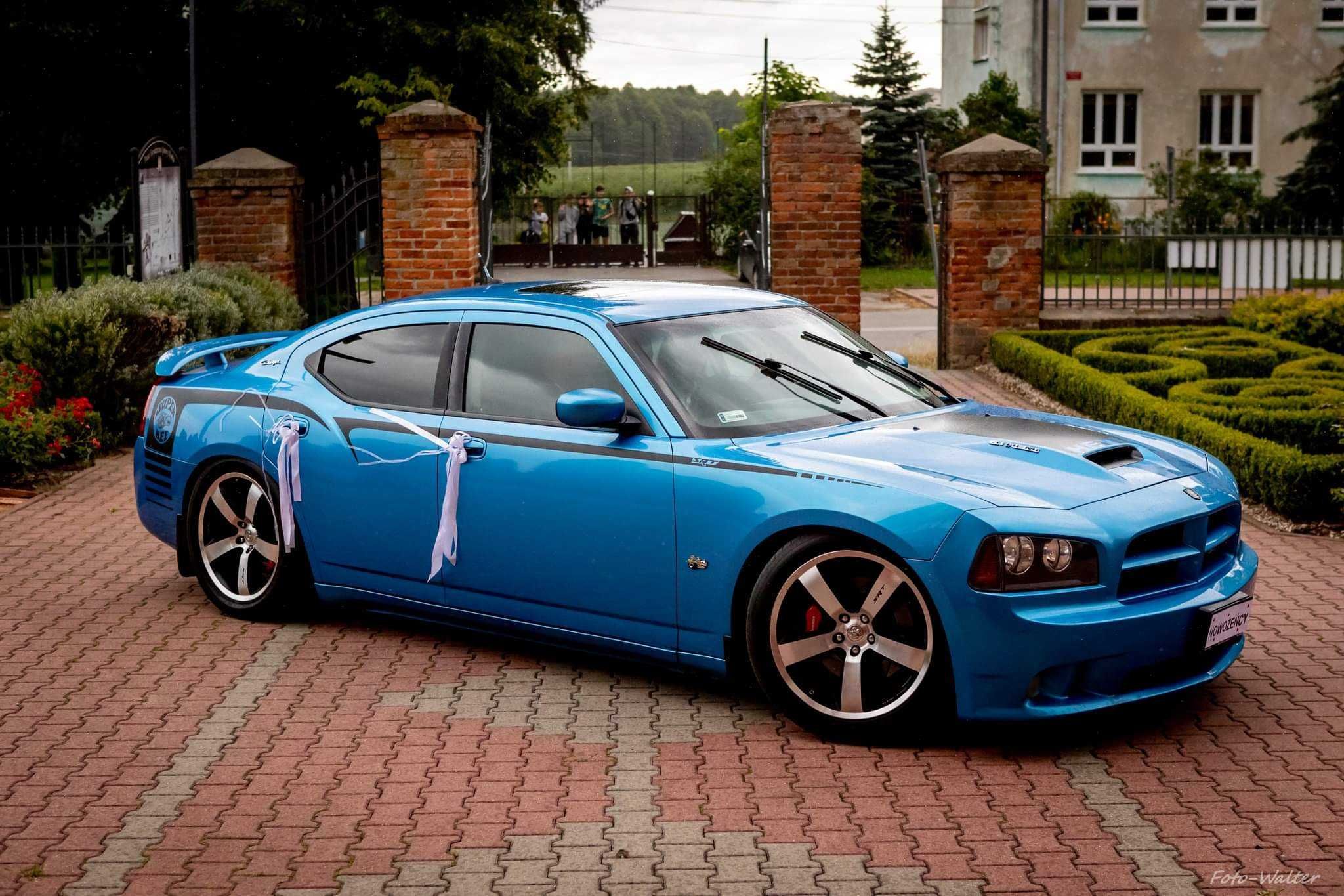 Samochód do ślubu Dodge Charger SRT8 limitowana wersja Panieński 18tka