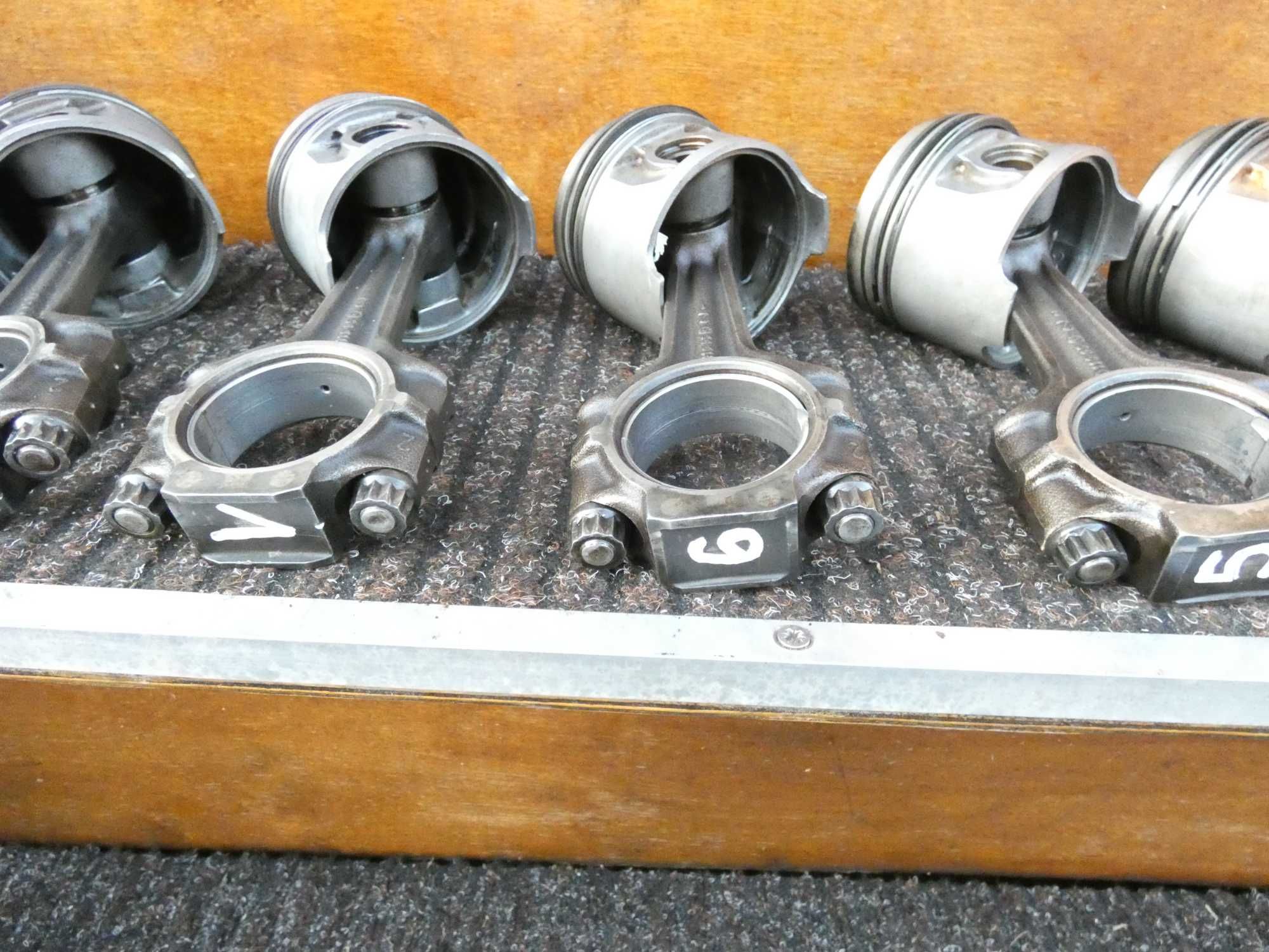 Mercedes M110 W107 W123 W126 wał korbowy+korbowody+kpl tłoki NOMINAŁ