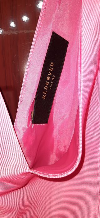 Piękna nowa różowa sukienka Reserved . 42