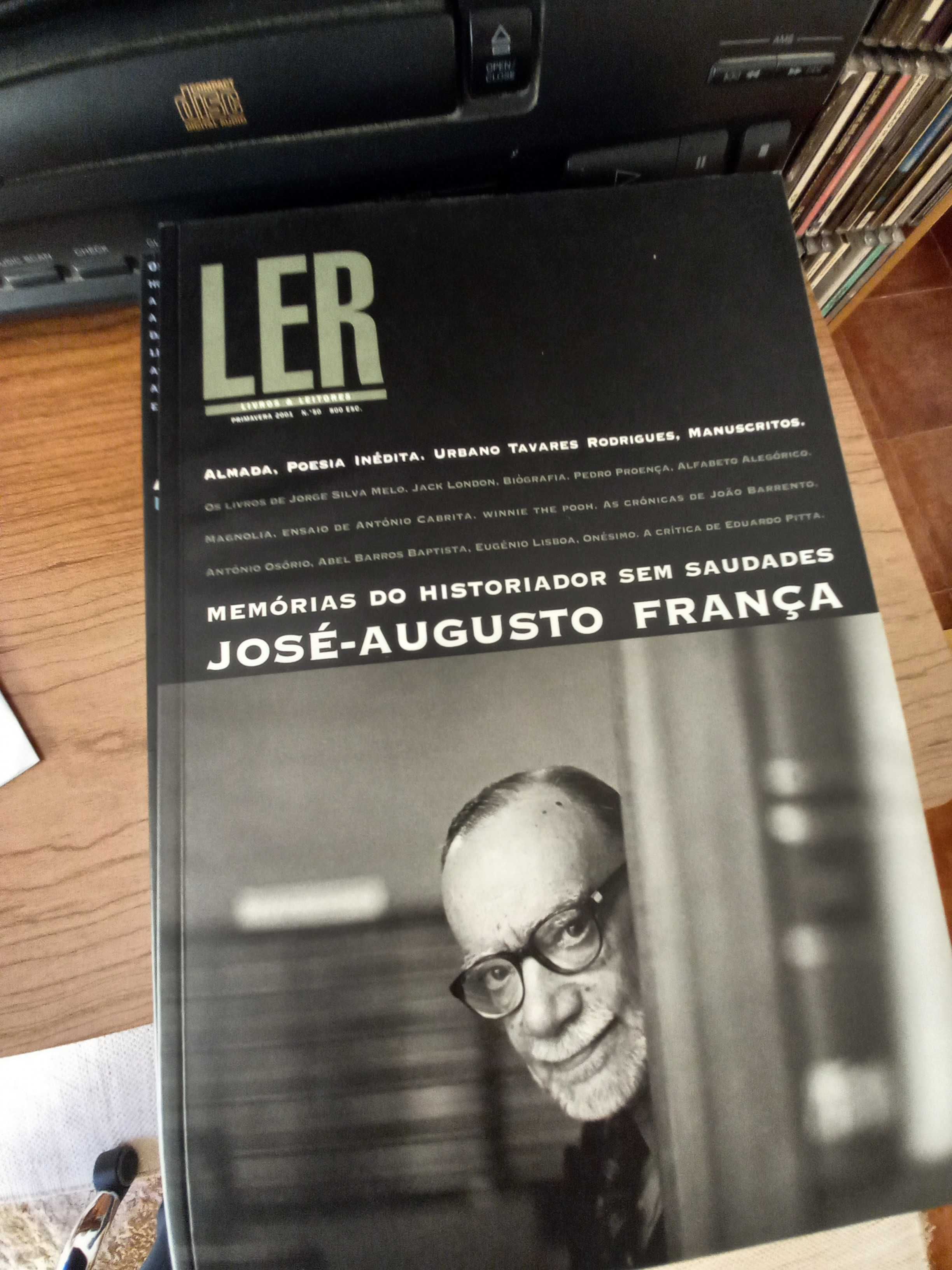 Revista Ler Memórias do Historiador Sem Saudades José Augusto França