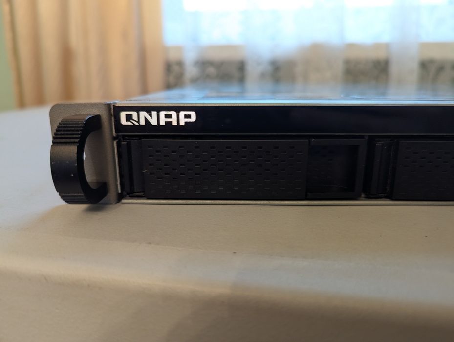 NAS QNAP TS-453BU 8gb RAM, M.2, wi-fi 8tb hdd, мережеве сховище