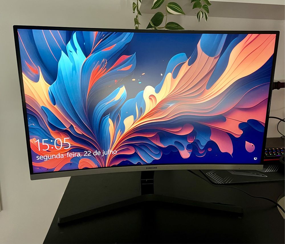 Monitor Curvo Samsung CR500 VA 27" FHD 16:9 60Hz FreeSync