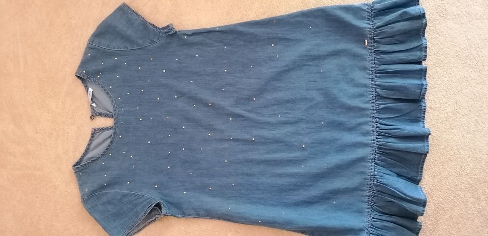 Sukienka  firmy  Mayoral