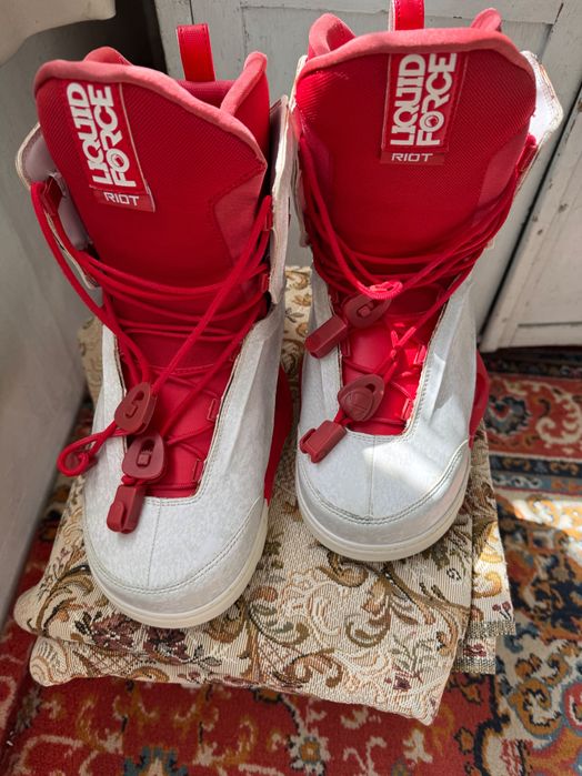 Вейкборд крепления Liguid Forse Rio 4-D