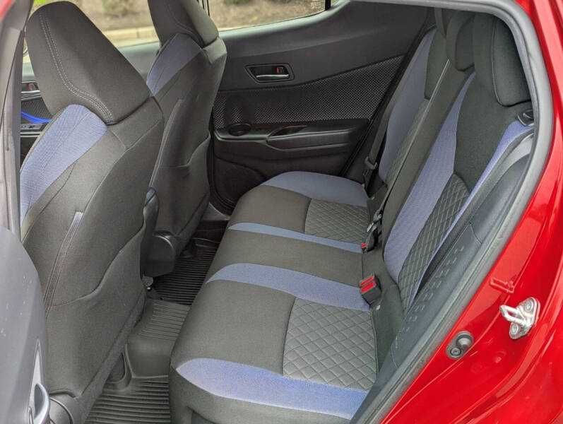 2020 Toyota C-HR XLE