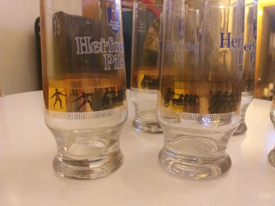 Sześć,złoconych kielichów do piwa Herforder Pils