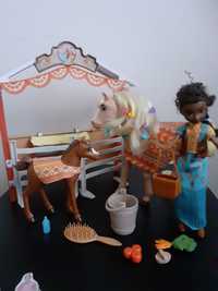 Mustang Duch Wolności - Mała Stajnia + lalka gratis