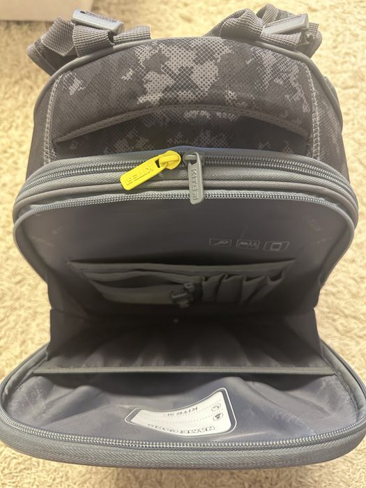 Продам ортопедичний шкільний портфель Kite