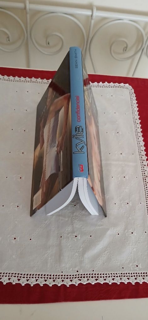 Livro Kylie Confidencial