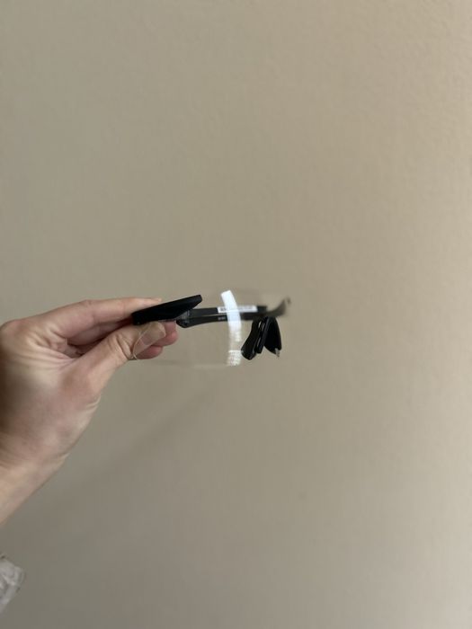 Окуляри прозорі з чохлом