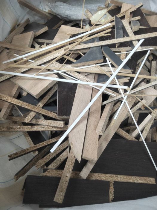 Продам відходи/ залишки ДСП на опалення