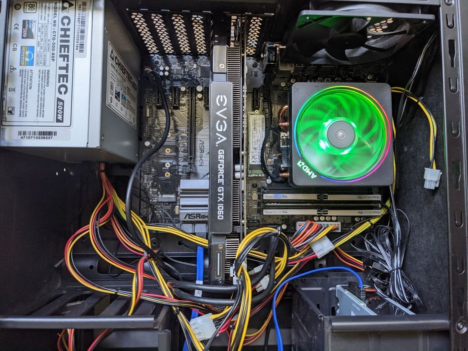 Ryzen 7 2700 16gb AsRock B450 PRO4