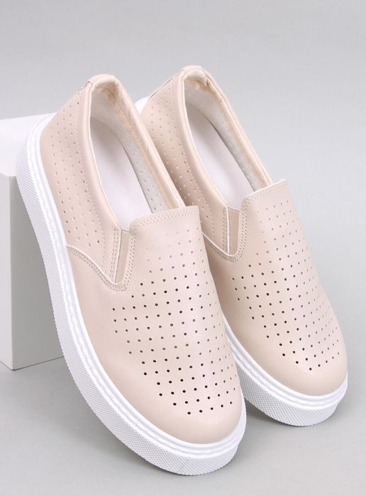 Trampki Slip-On Ażurowe Towns Beige