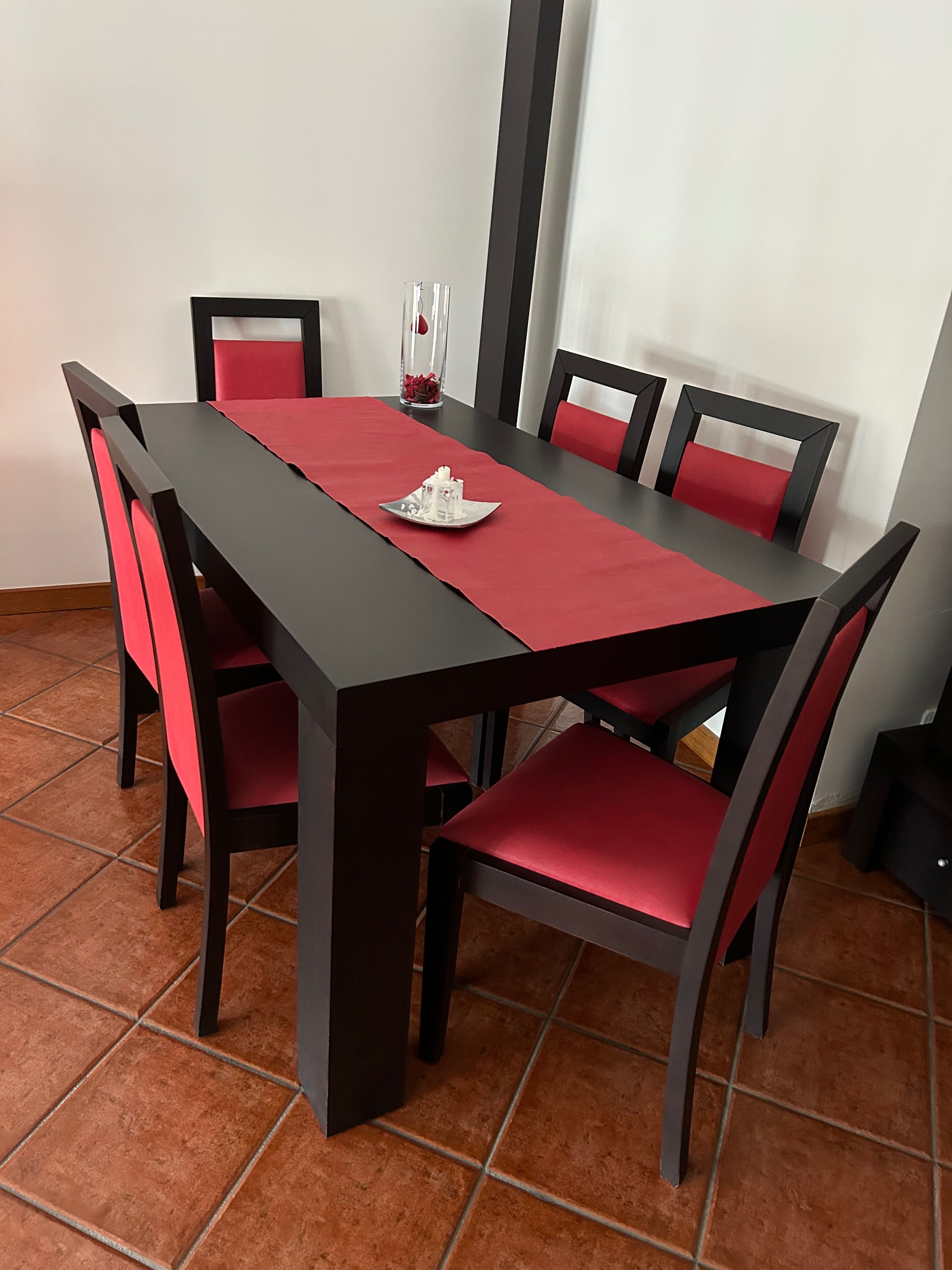 Mesa jantar com 6 cadeiras