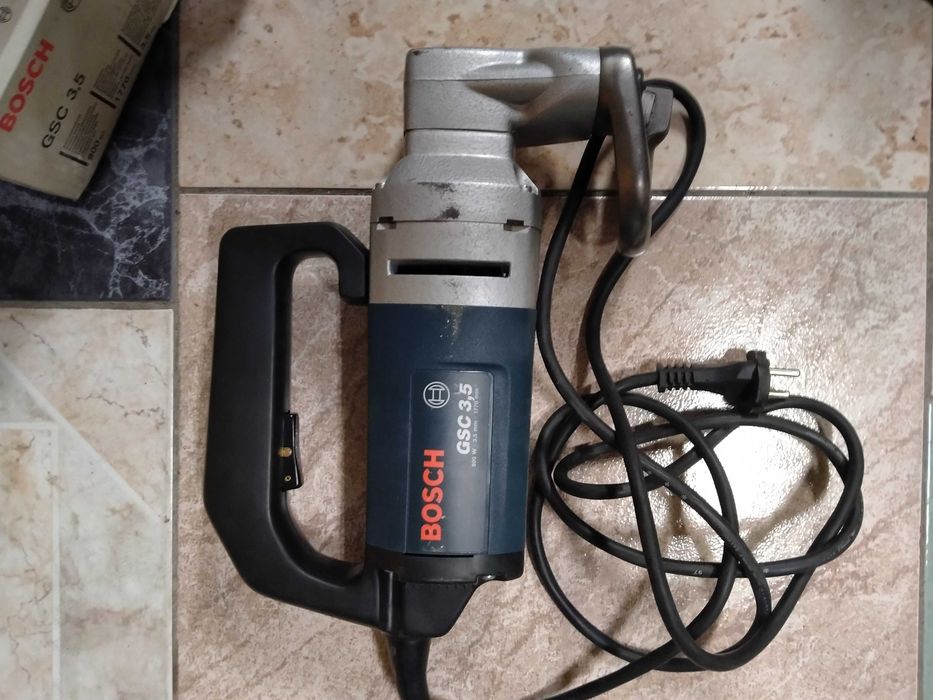 Elektryczne nożyce do blachy Bosch GSC 3.5